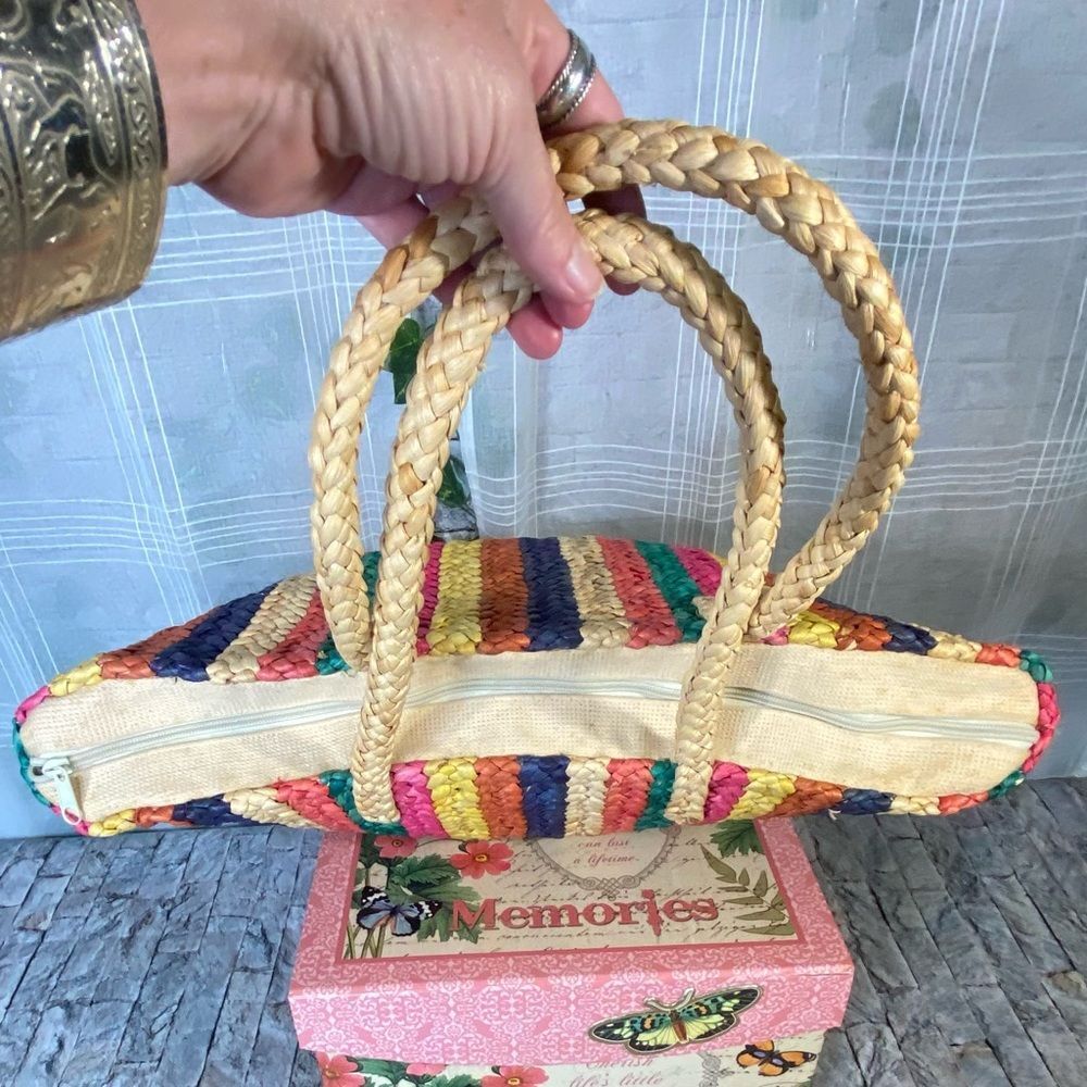 Waves Straw Beach Bag Vintage 80s 90s Colorful Deep Tote Dual Handle Flat Bottom - Picture 5 of 9